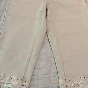 Belle by Kim Gravel Cream Capris with Eyelet & Fringe Hem